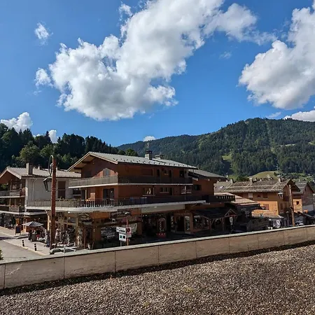 Petit A 250 M Des Pistes Avec Balcon Au Centre De - Fr-1-459-233 Lejlighed